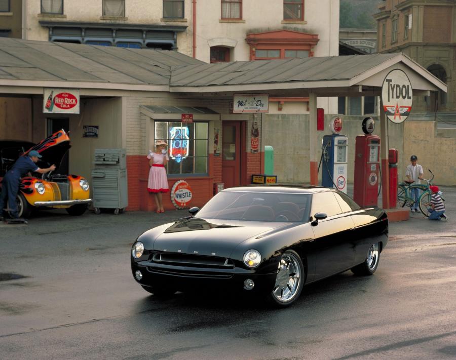  Ford Forty Nine Concept 2001 года  (фото 13 из 29)